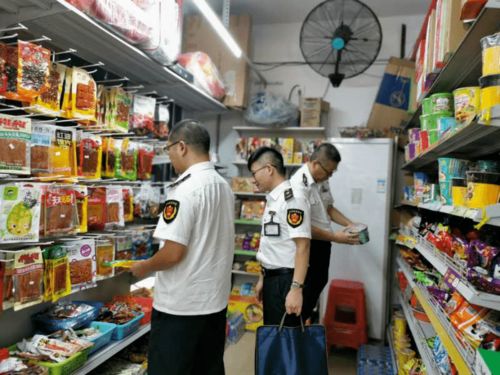 銀海區(qū)市場監(jiān)管局扎實(shí)推進(jìn)食品銷售風(fēng)險分級管理工作，筑牢食品安全防線